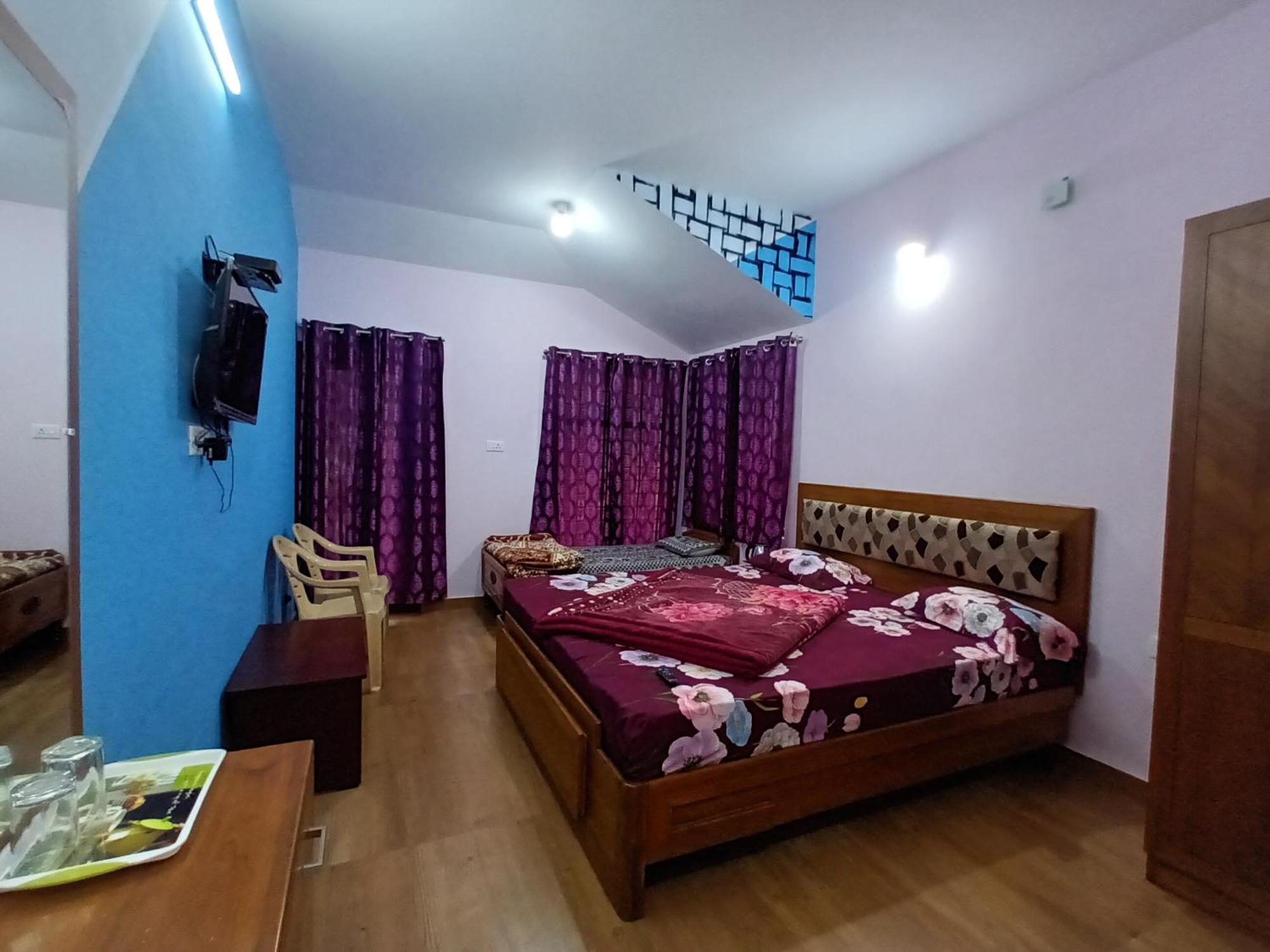 Appartamento Karpagam Residency Ooty Esterno foto