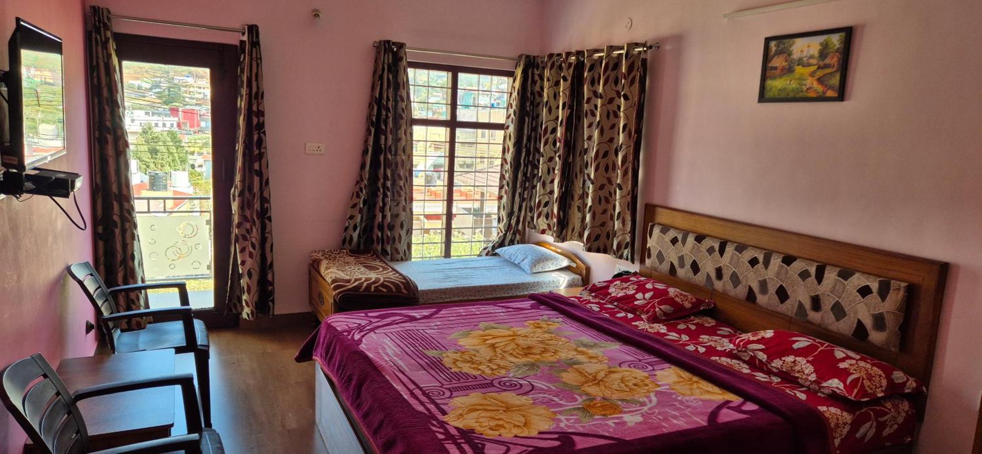 Appartamento Karpagam Residency Ooty Esterno foto