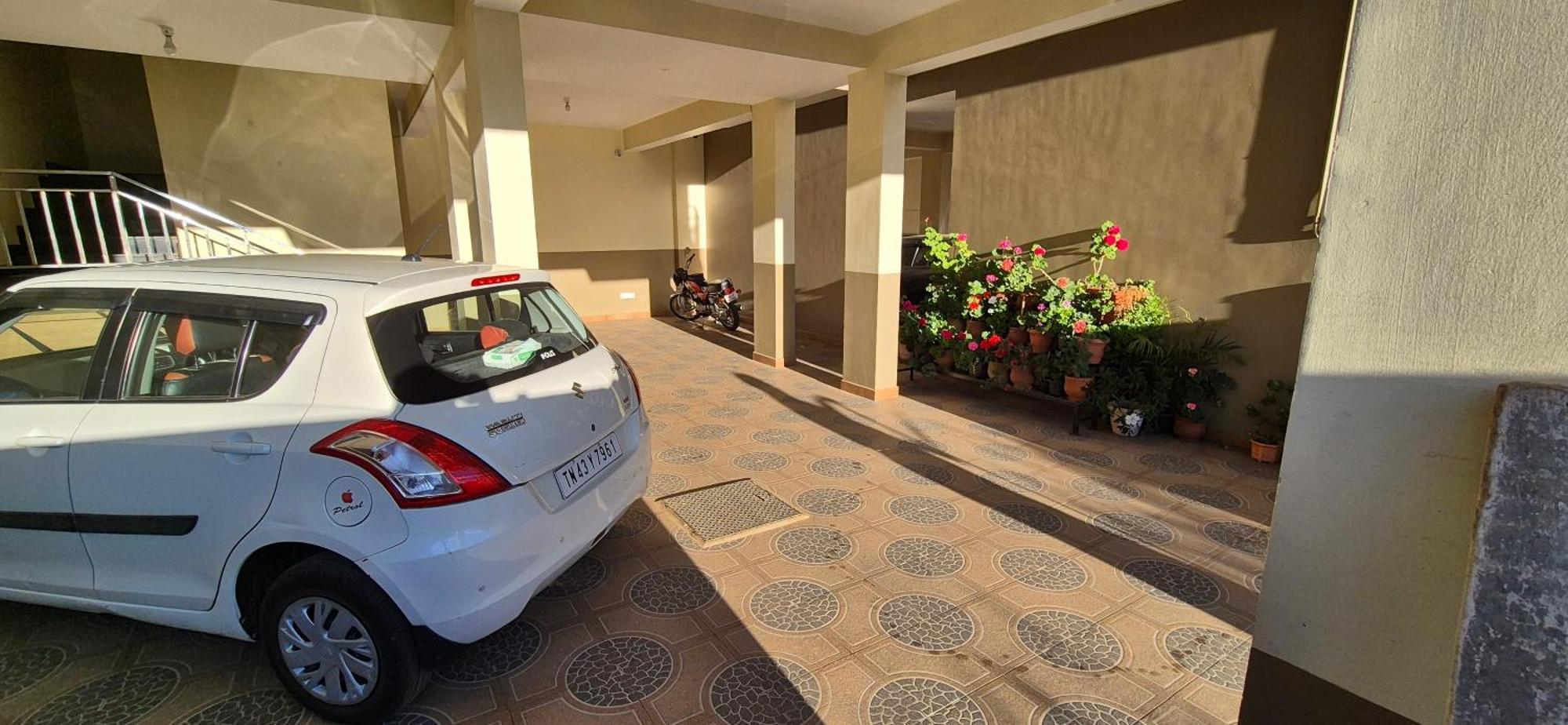 Appartamento Karpagam Residency Ooty Esterno foto